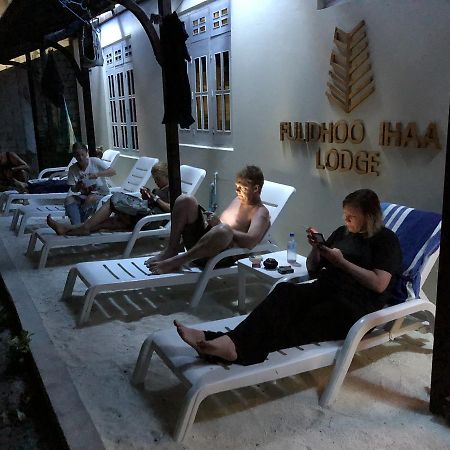 Fulidhoo Ihaa Lodge Exteriör bild