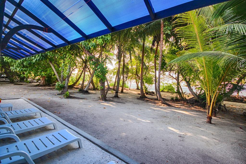 Fulidhoo Ihaa Lodge Exteriör bild