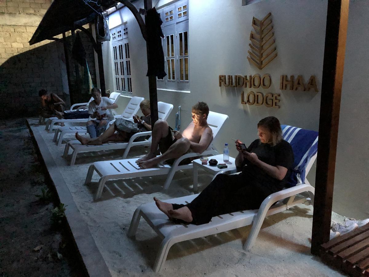 Fulidhoo Ihaa Lodge Exteriör bild